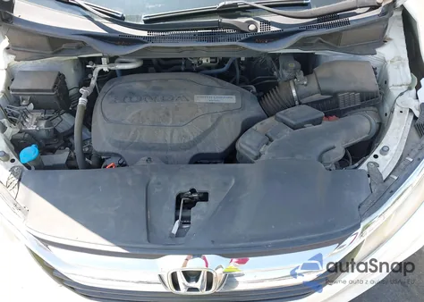 2019 Honda Odyssey Lx z USA, uszkodzony, nr VIN 5FNRL6H26KB108537